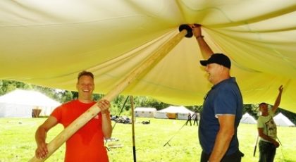 Tent opzetten1